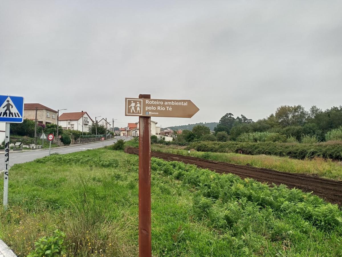 RianjoAtico Con Vistas A La Ria De Arosaアパートメント エクステリア 写真
